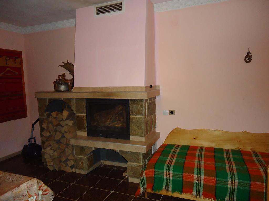 Guest House Ahp Mala Tsŭrkva Pokój zdjęcie