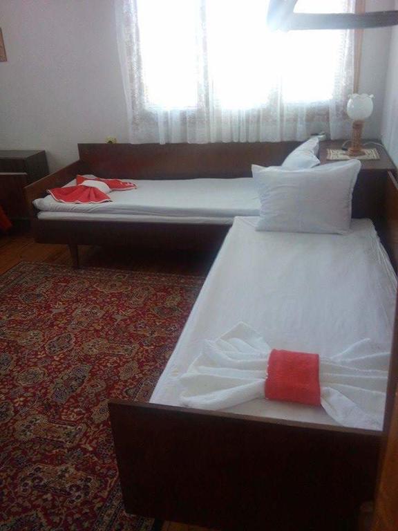Guest House Ahp Mala Tsŭrkva Pokój zdjęcie