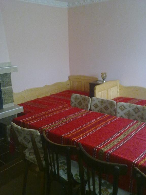 Guest House Ahp Mala Tsŭrkva Pokój zdjęcie