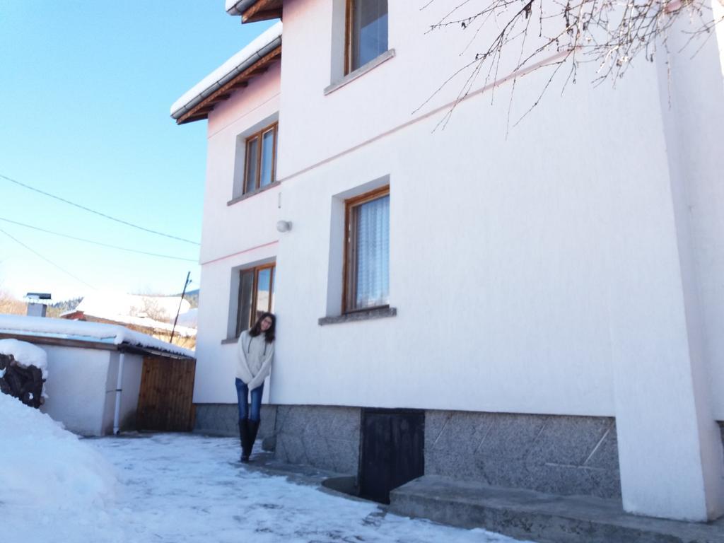 Guest House Ahp Mala Tsŭrkva Zewnętrze zdjęcie
